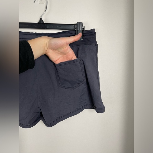 Athleta Shorts Womens Black Athletic Outdoors Active Drawstring Shorties Size L - Picture 6 of 11